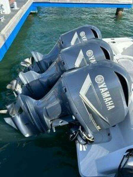 39ft Invincible Yacht For Sale
