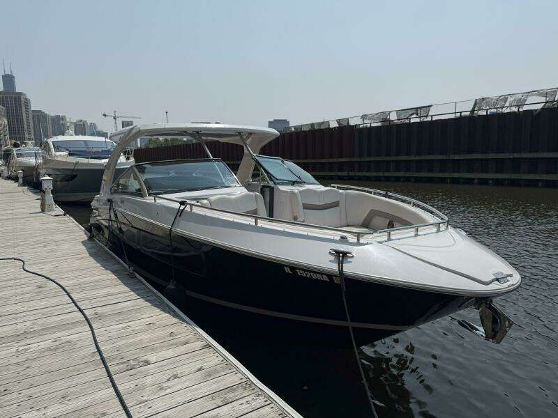 Four Winns H350 Bowrider Main Profile