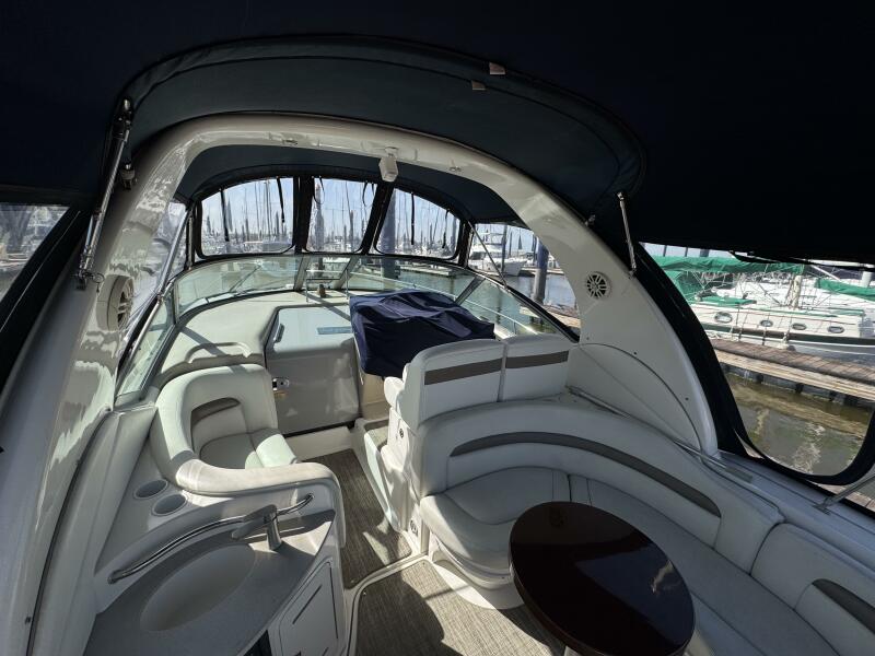 2004 Sea Ray 320 Sundancer