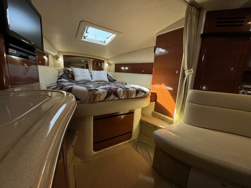 2004 Sea Ray 320 Sundancer