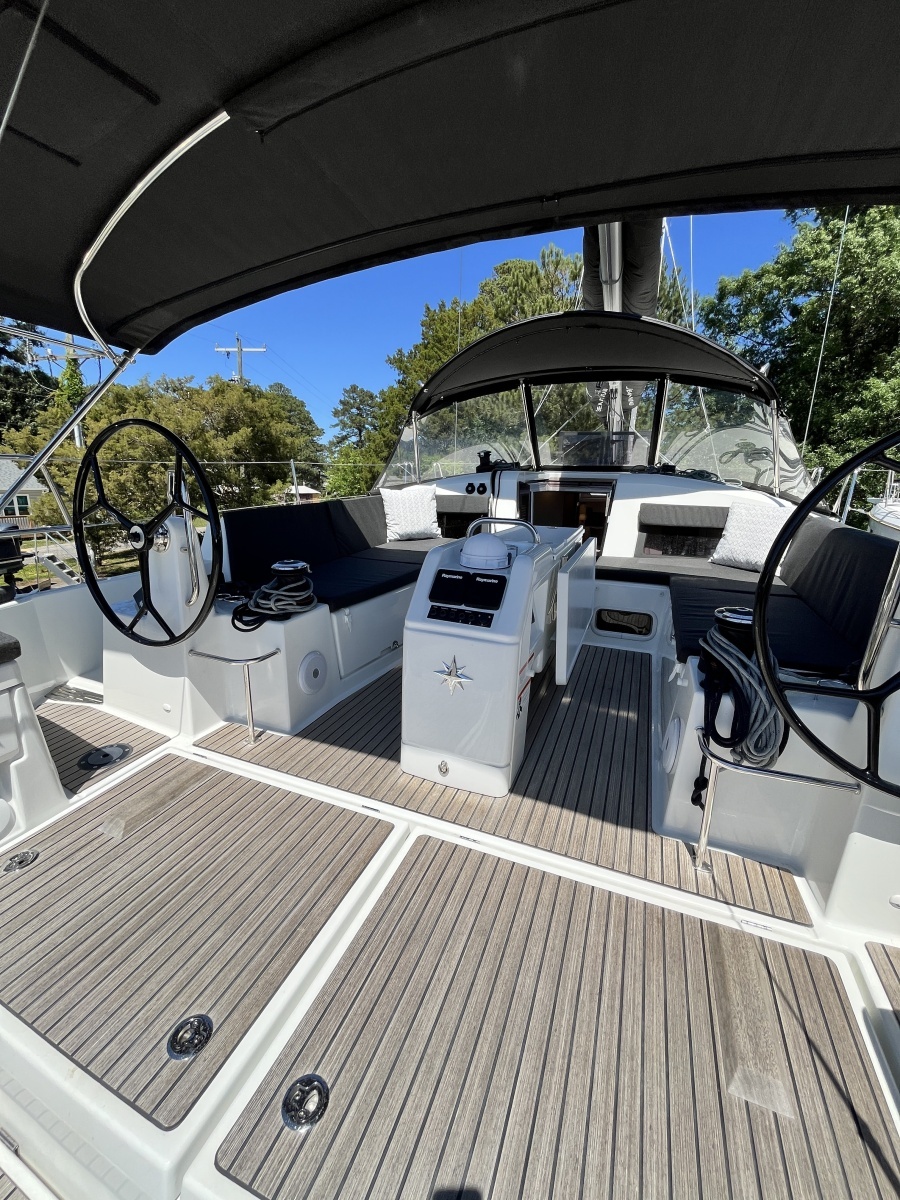 44ft Jeanneau Yacht For Sale