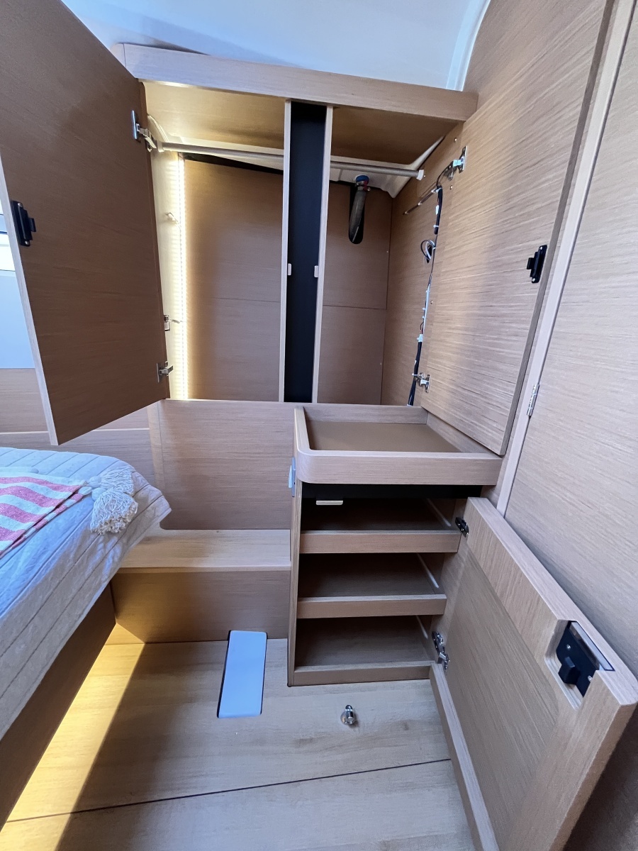 44ft Jeanneau Yacht For Sale