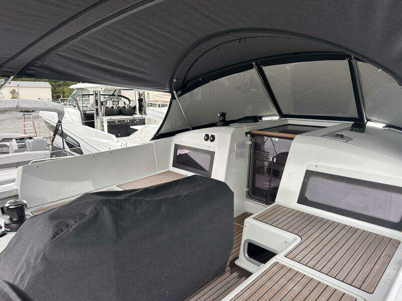 44ft Jeanneau Yacht For Sale 44ft Jeanneau Yacht For Sale