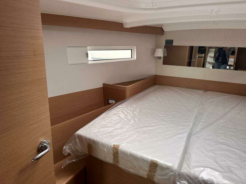 44ft Jeanneau Yacht For Sale 44ft Jeanneau Yacht For Sale