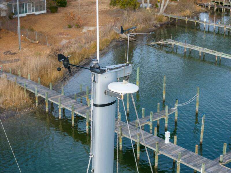 Knot 4 Sail 41ft Jeanneau Yacht For Sale