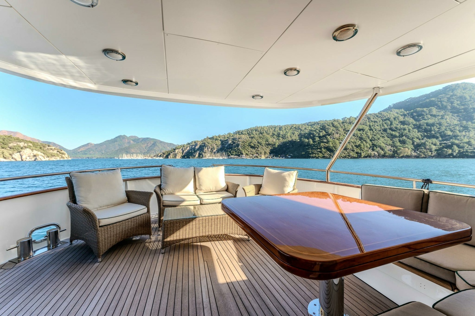 YOSMA 71ft Hakvoort Yacht For Sale