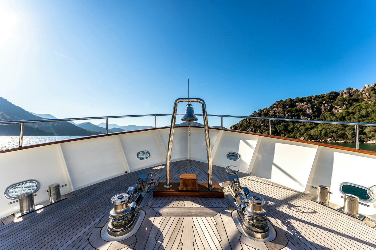 YOSMA 71ft Hakvoort Yacht For Sale