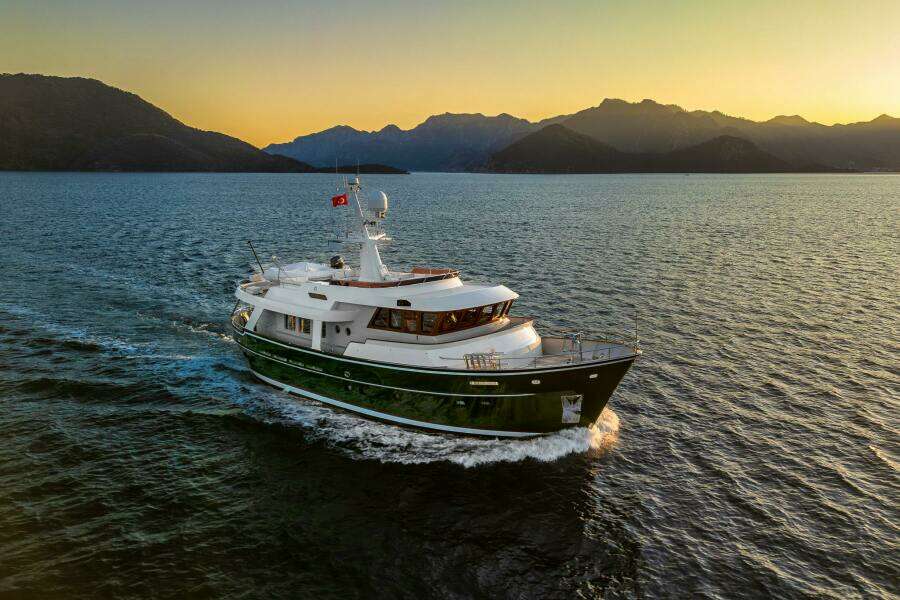 YOSMA 71ft Hakvoort Yacht For Sale