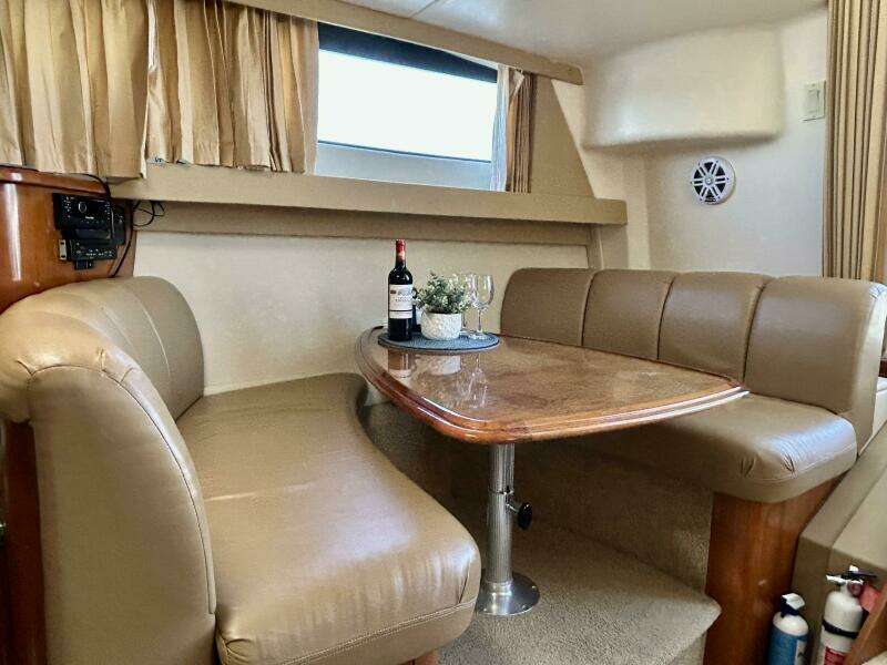 36ft Carver Yacht For Sale