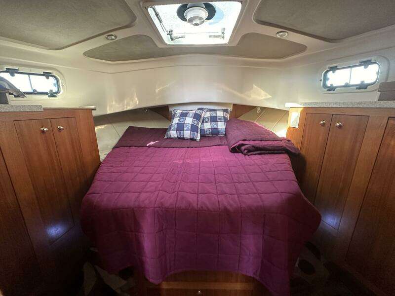 LUCKY DOG 39ft Mainship Yacht For Sale