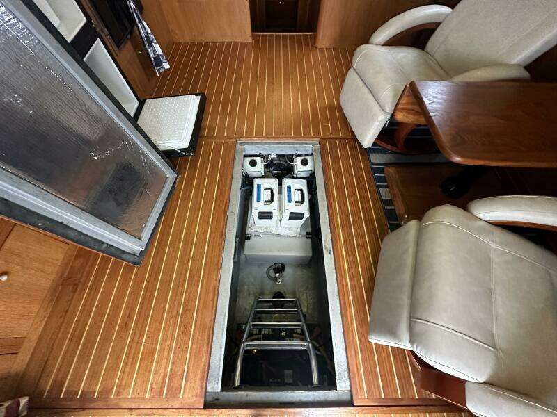 LUCKY DOG 39ft Mainship Yacht For Sale