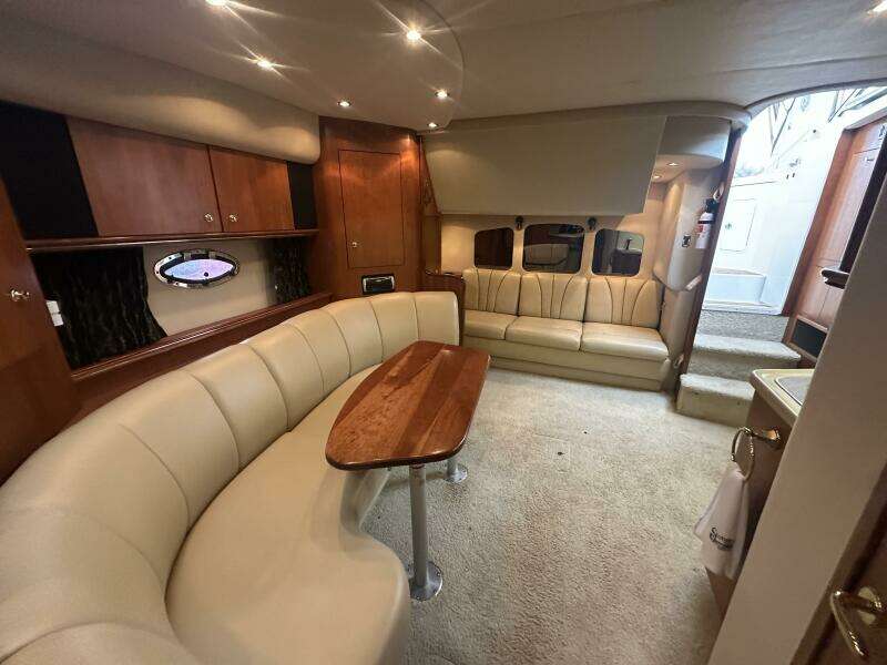 36ft Cruisers Yachts Yacht For Sale