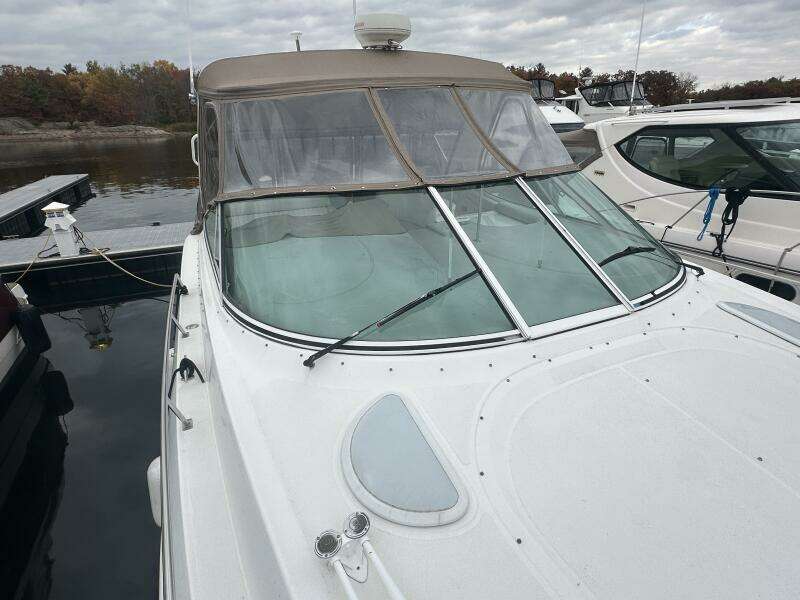 36ft Cruisers Yachts Yacht For Sale