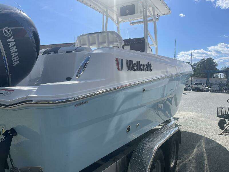22ft Wellcraft Yacht For Sale