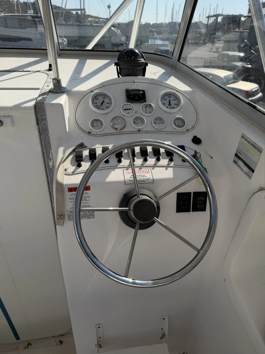 2005 Baha Cruisers 257 WAC