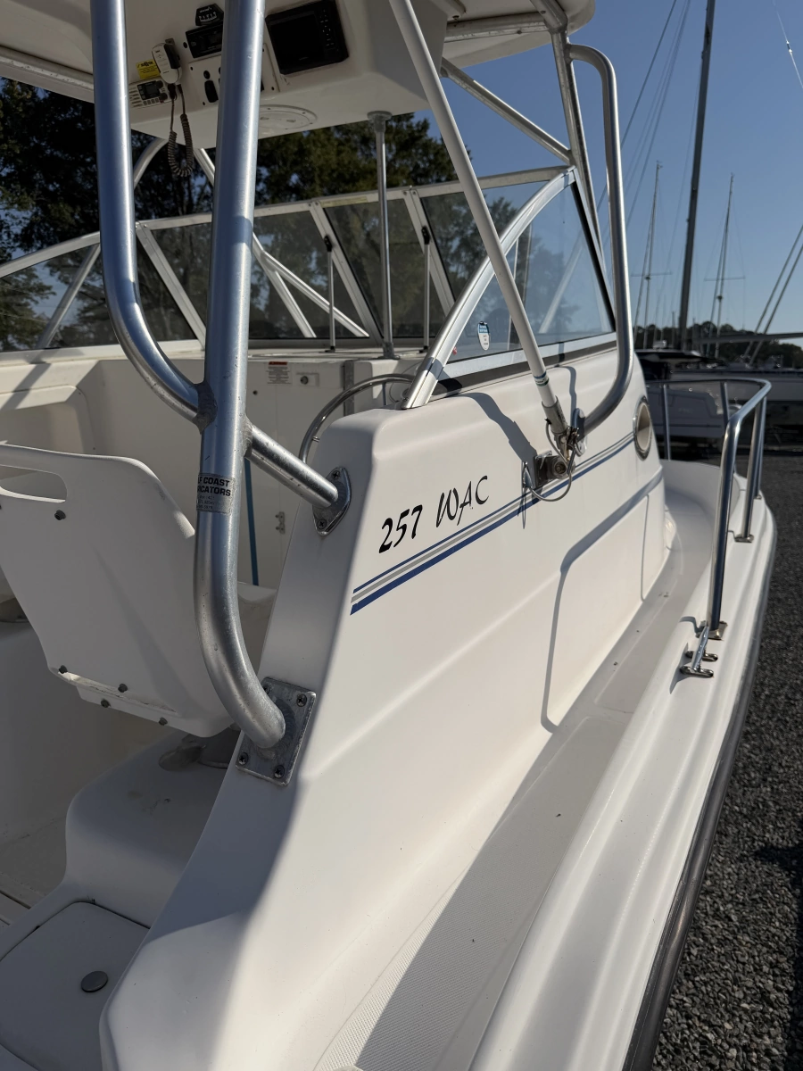 2005 Baha Cruisers 257 WAC