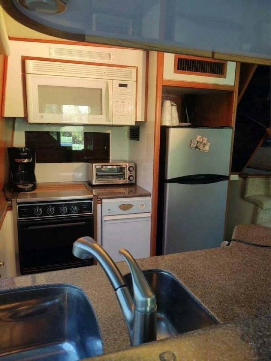 2000 Bayliner 4788 Pilot House Motoryacht