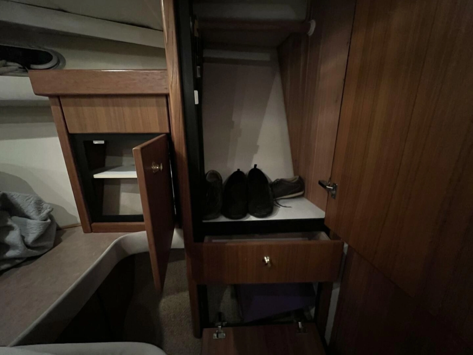 2000 Bayliner 4788 Pilot House Motoryacht