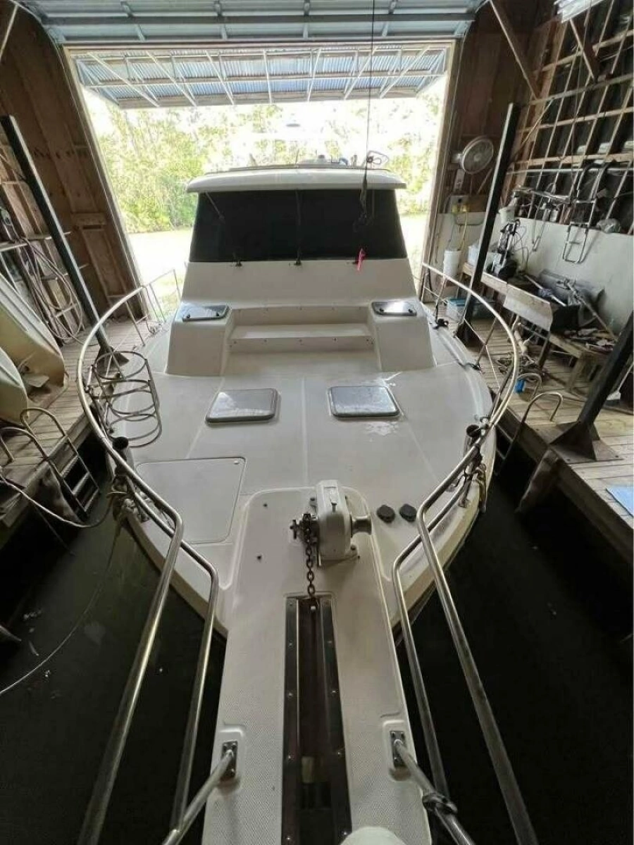 2000 Bayliner 4788 Pilot House Motoryacht