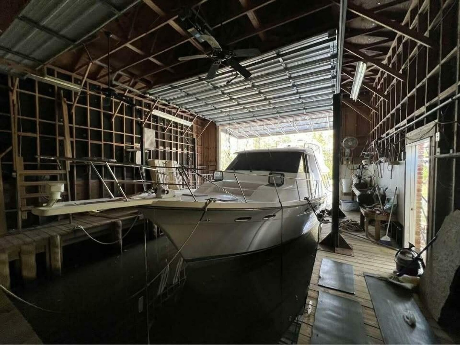 4788 Pilot House Motoryacht, photo 3