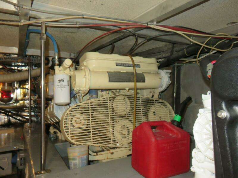 Docktari 42ft Carver Yacht For Sale