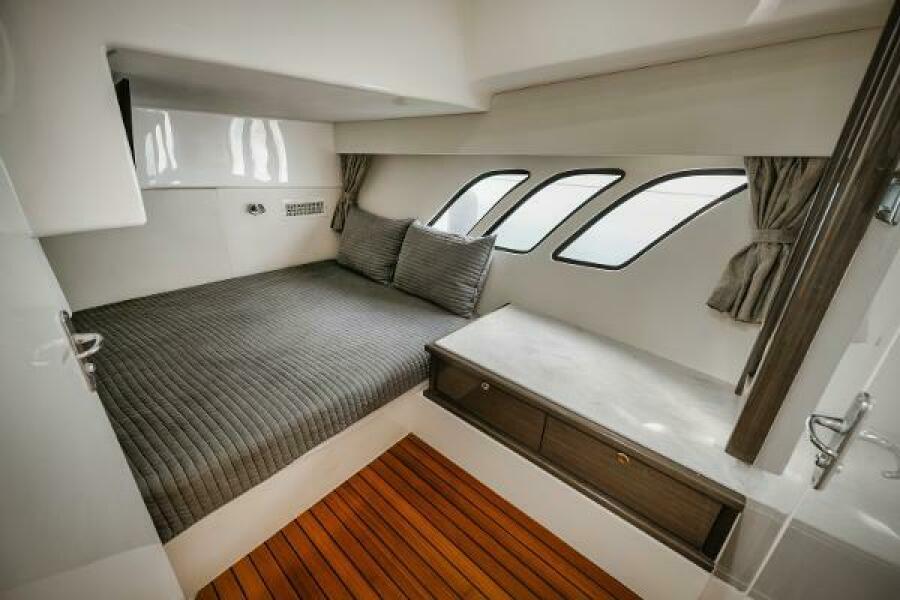 47' 2018 Intrepid 475 Sport Yacht