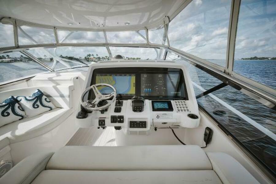 47' 2018 Intrepid 475 Sport Yacht