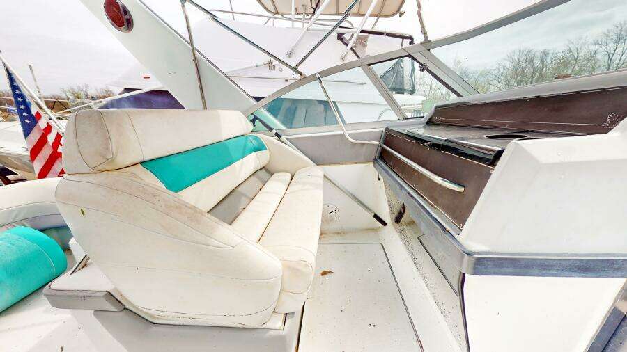 35ft Formula Yacht For Sale