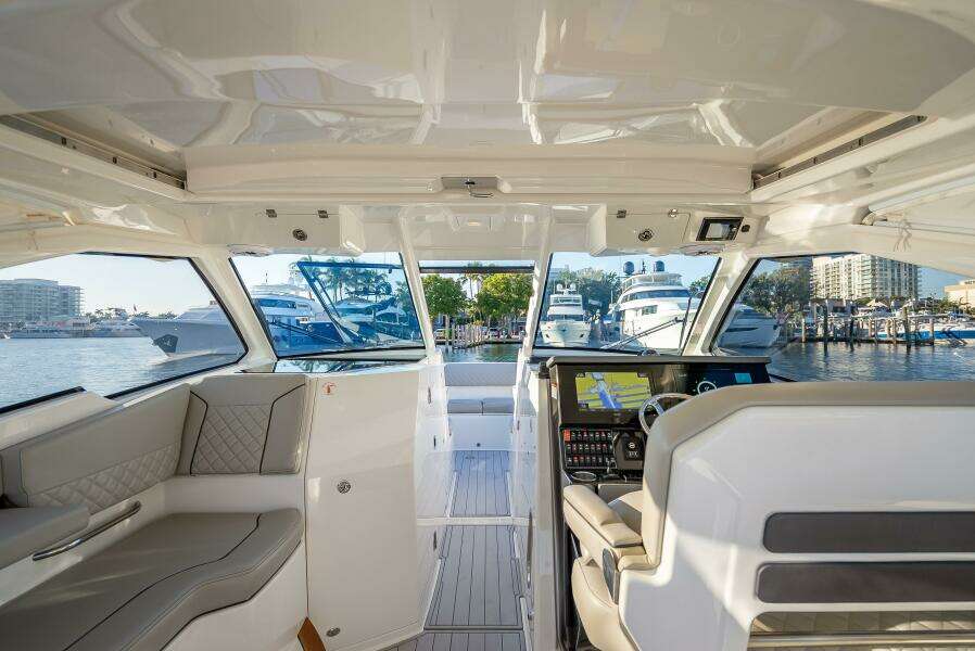 Pursuit of Happiness 36ft Pursuit Yacht For Sale