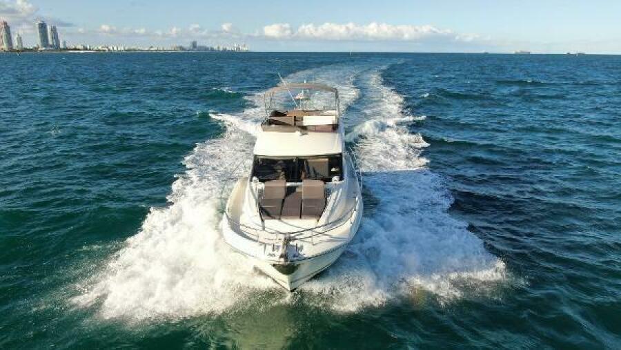 52' 2018 Prestige 520