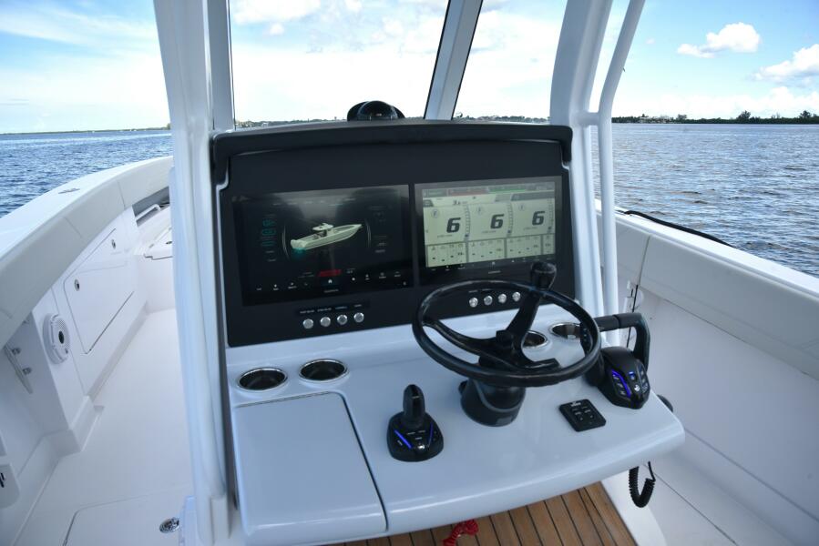 38' 2026 Jupiter 380 LS