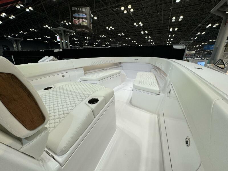 38' 2026 Jupiter 380 LS