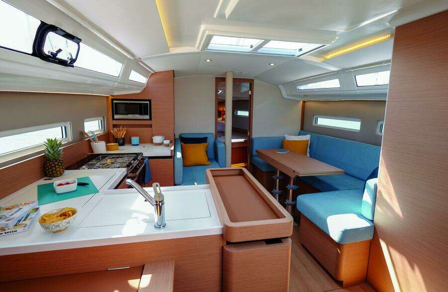 41ft Jeanneau Yacht For Sale