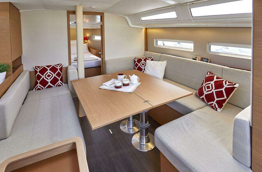 41ft Jeanneau Yacht For Sale
