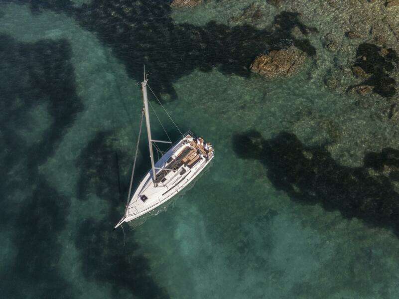 35ft Jeanneau Yacht For Sale