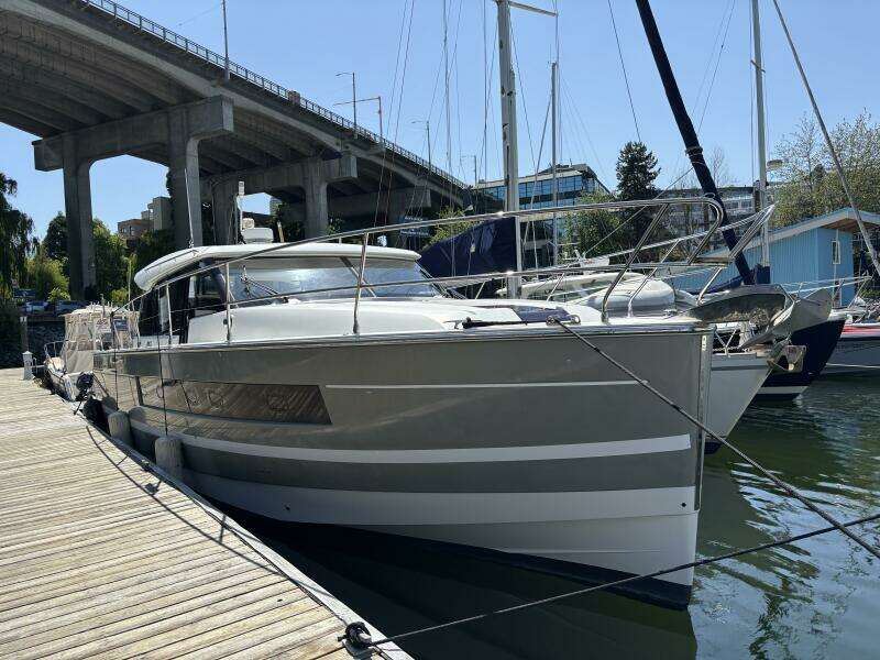 45ft Jeanneau Yacht For Sale