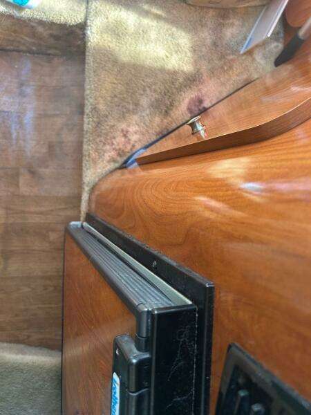 26ft Glastron Yacht For Sale