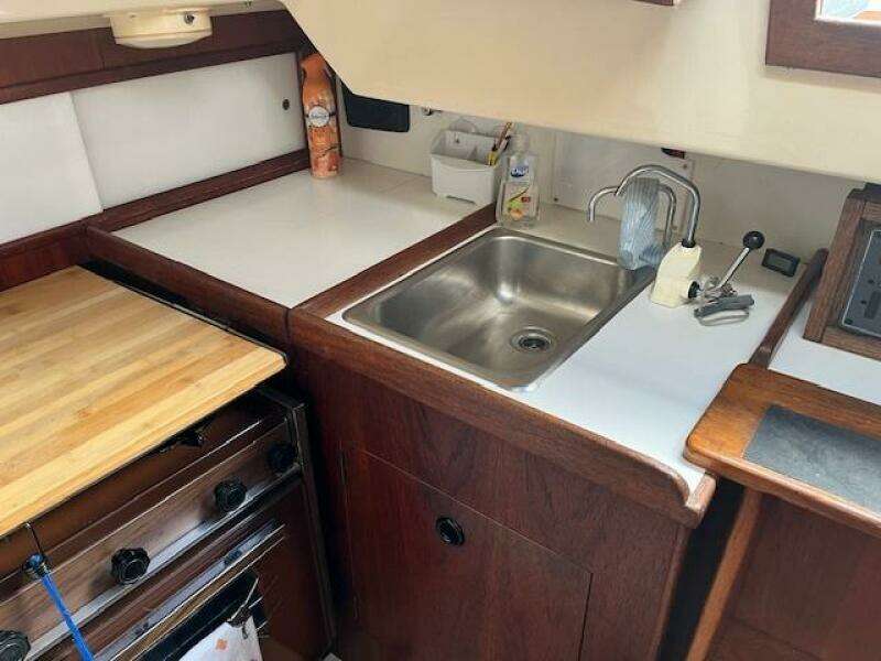 30ft C amp C Yacht For Sale