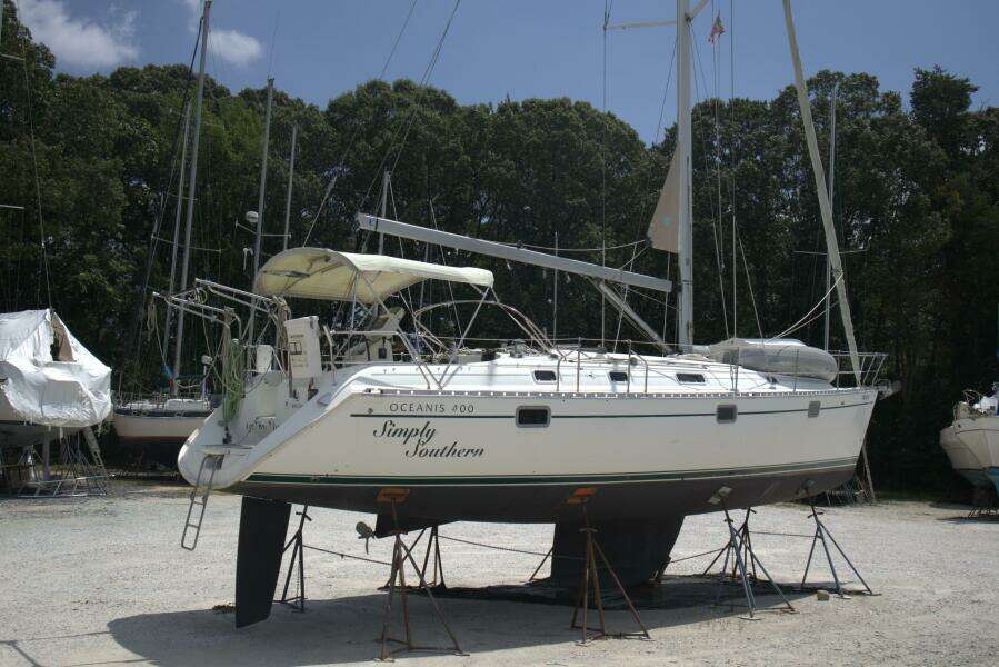 Simply Southern 40ft Beneteau Yacht For Sale
