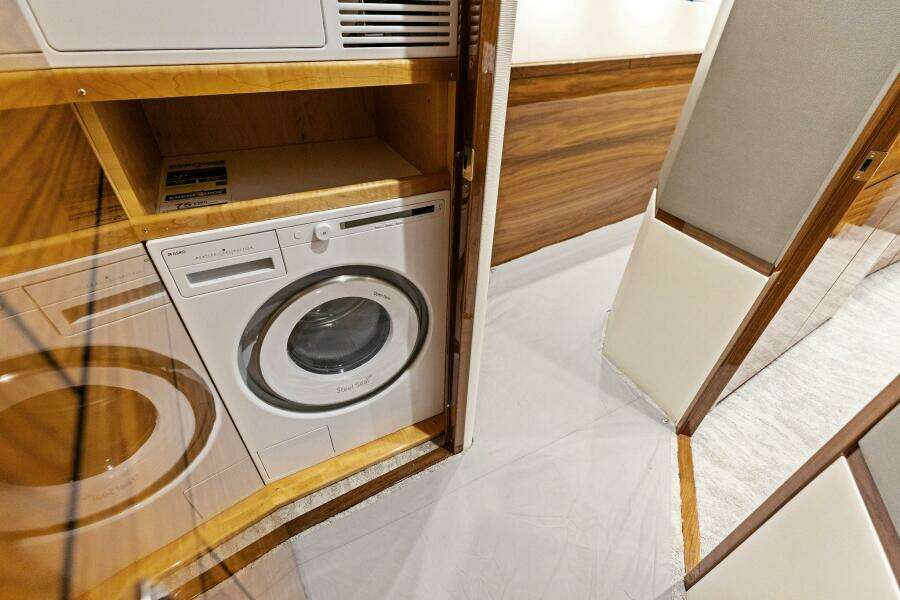 Backlash 72ft Viking Yacht For Sale Backlash 72ft Viking Yacht For Sale