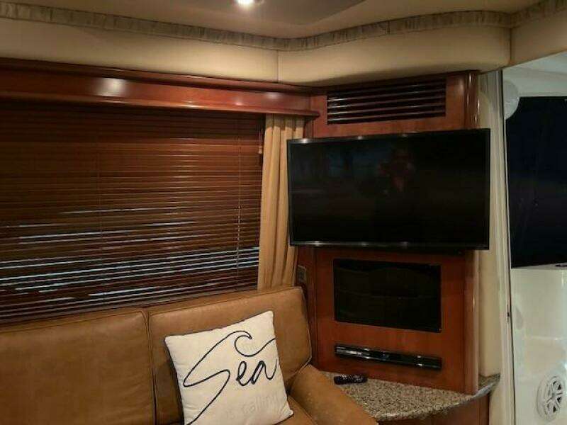 42ft Sea Ray Yacht For Sale