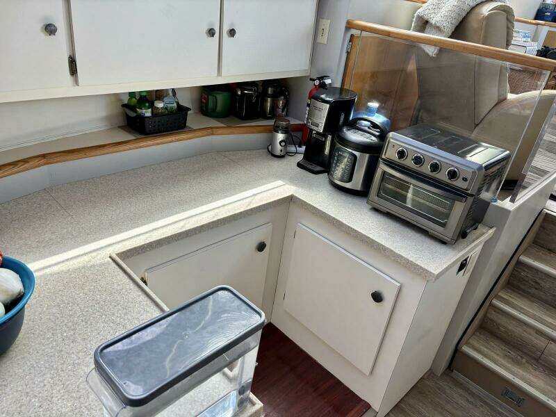 Attitude Adjustment 52ft Hatteras Yacht For Sale