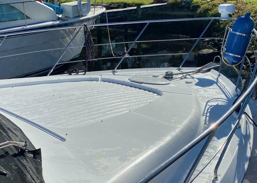 1999 Carver 450 Voyager Pilothouse - Photo 13