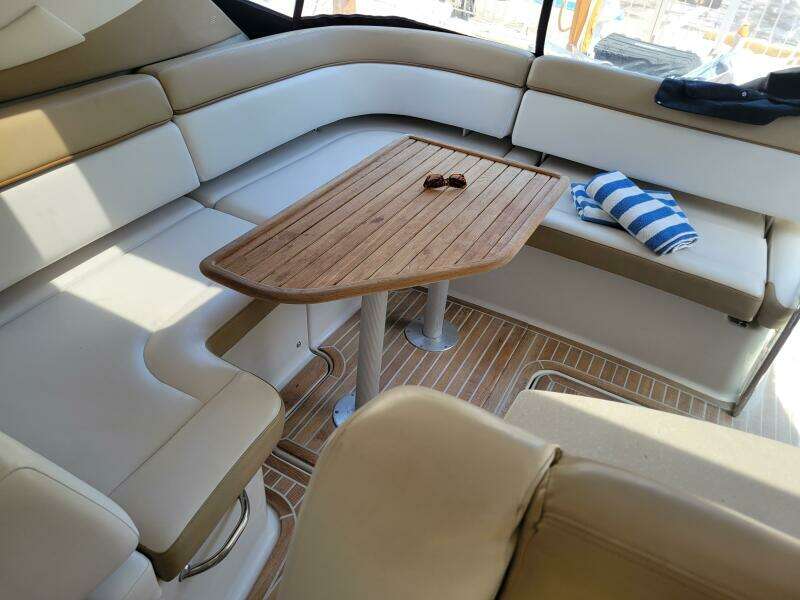 ISABELLA IV 43ft Four Winns Yacht For Sale