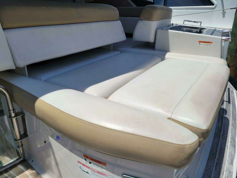 ISABELLA IV 43ft Four Winns Yacht For Sale