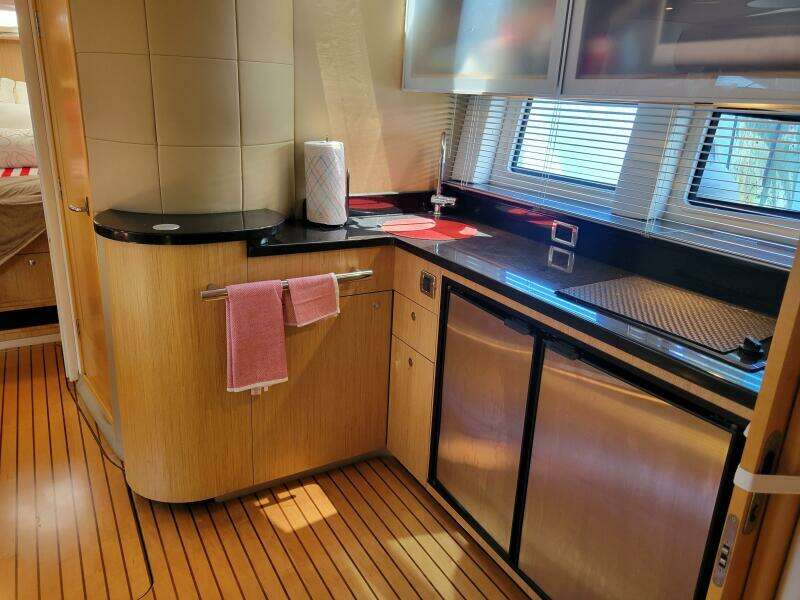 ISABELLA IV 43ft Four Winns Yacht For Sale