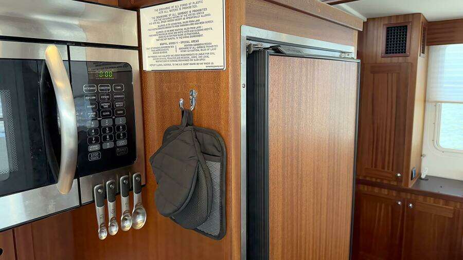 Odyssey 43ft American Tug Yacht For Sale