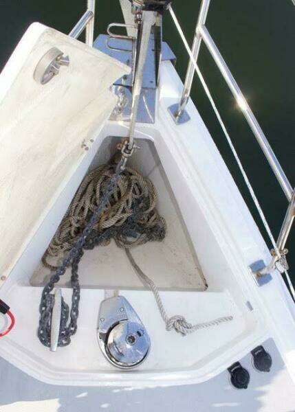 Just Takes Awhile 33ft Hunter Yacht For Sale