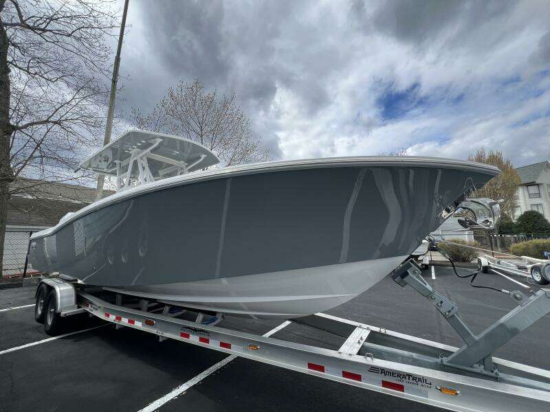 New In Stock 33ft Invincible Yacht For Sale
