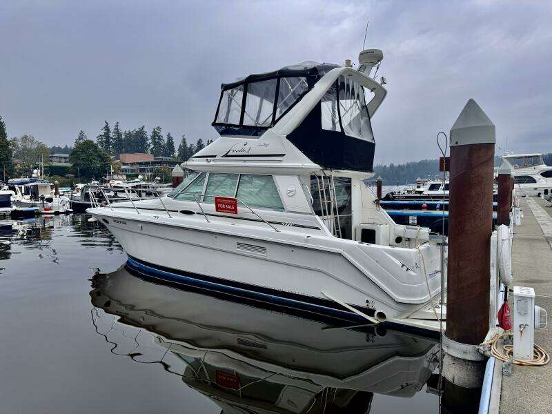 37ft Sea Ray Yacht For Sale
